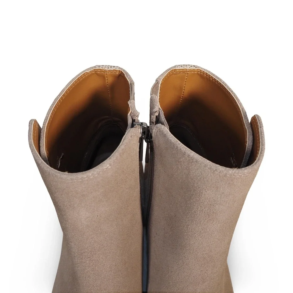 Donald Pliner Kelsee Women's 7.5M Suede Embossed Block Heel Ankle Boots Taupe